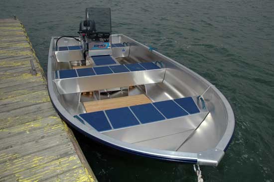   Linder Sportsman 400:  ,   ,       .