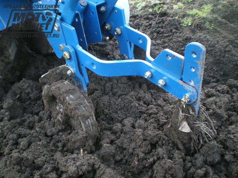 Фото мотокультиватора крот: глубина обработки почвы при фрезеровании зависит от положения сошника
