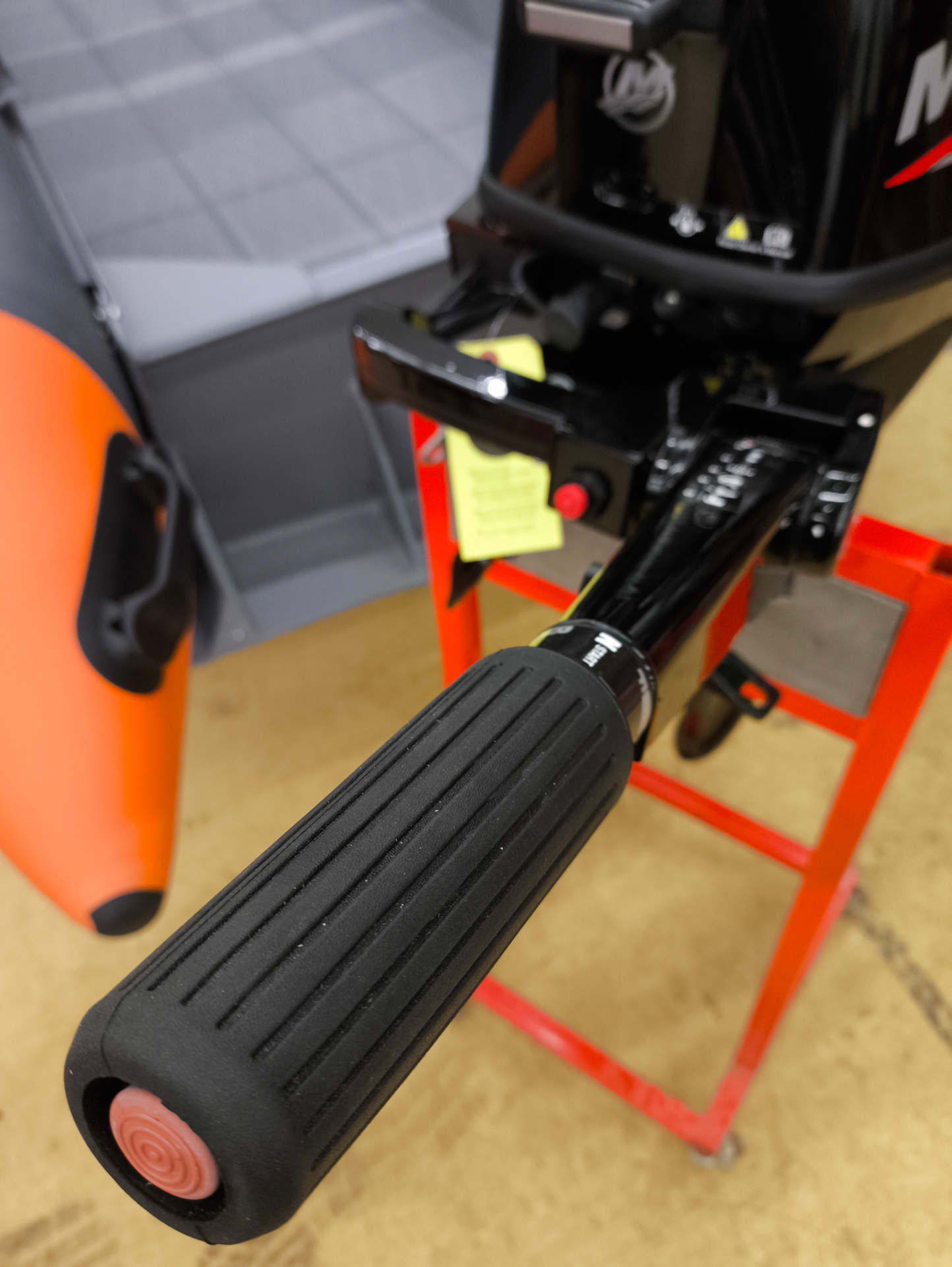 �������������� ��������� ����� �������� ME F9.9 M � ���������� ����������� � ������ ��������� - ��������� ����� ��� ��������� � ��������� ������ ��������.