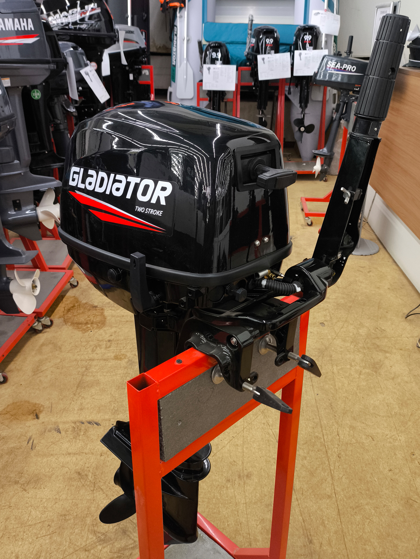 ������ � ����������� ����������� �������� ����� Gladiator G 9.8 F ����� ����� 26 �� �������� �������� ��� �������� ����� ���, ����������� ������� ��������������� � ��������� �� ������.