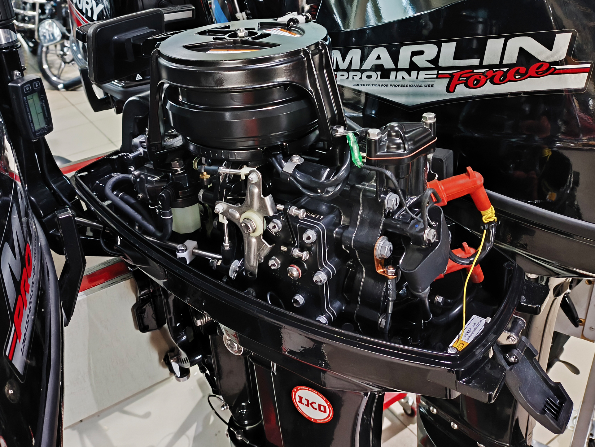 �������� �������� ����� Marlin Proline MP9.9AMHS Force � CDI ���������� � ������� ����������� ����� �������� 5 ��� � �������� � ���������� ��������� �� ������.
