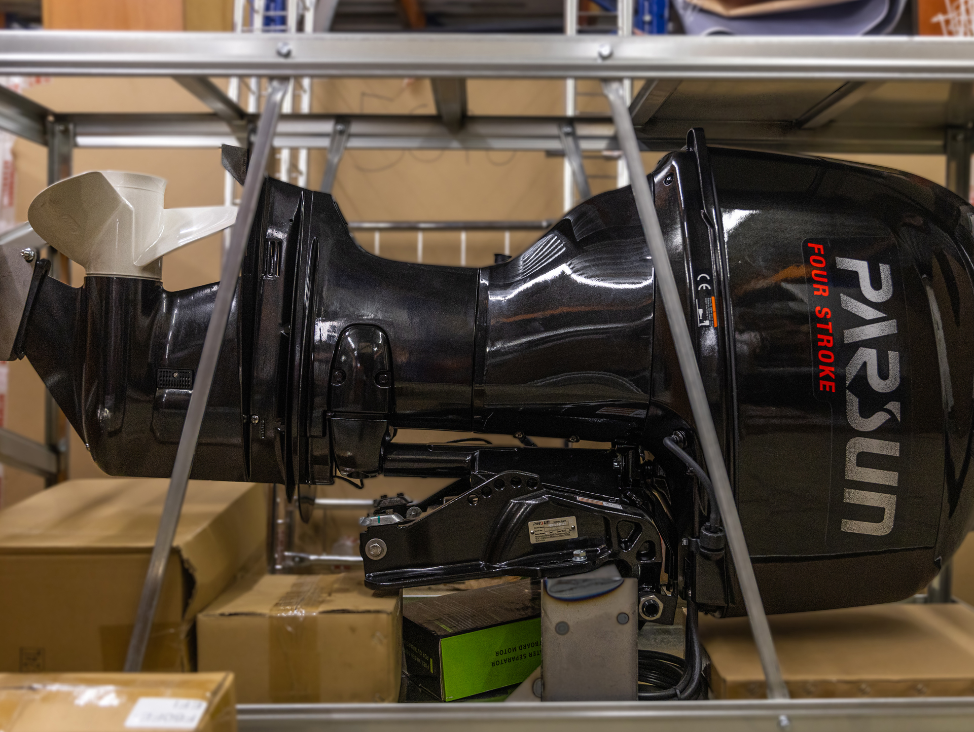 ������� ��� � �������� ���������� ��������� ������ Parsun 60 �.�. 4-������� � �������� ���������� ����� ������� �����, �������� 44 ���