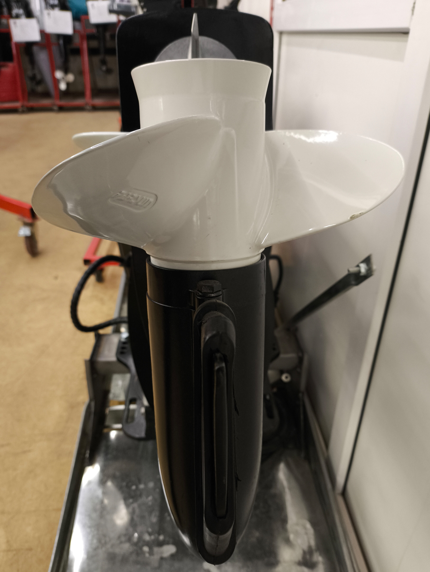 ����������� �������� ����� ������ F 60 ������������� ������������� ������� ������ � ����� 12 ��� 13 ������, �������������� �������� ���� ��� ������� �����.