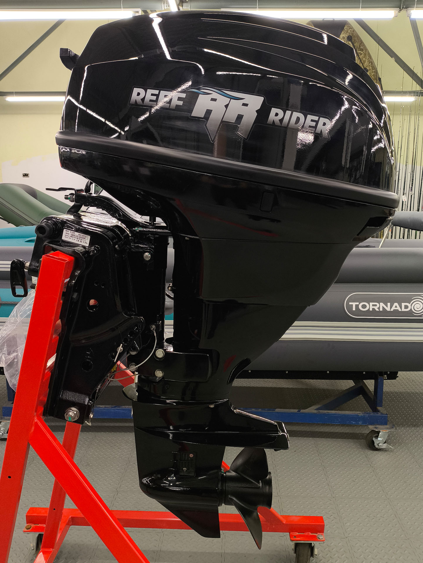 ��������� ����� ReefRider RREF30FEST � ���������������� ����������� ����� � ������ ����� ��������� ����� ��� ������������� ������� ���� ��������.