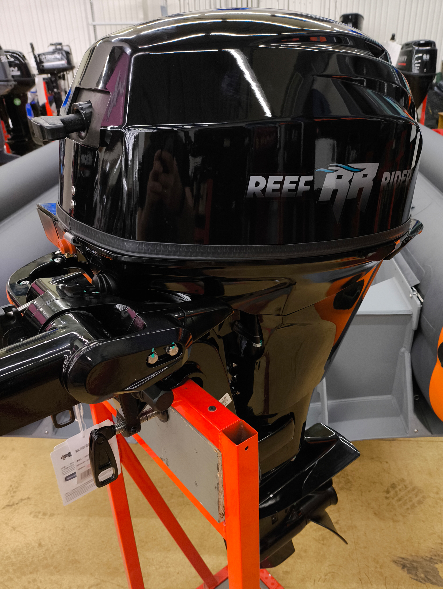 ��������� ����� ��� ������ RRF9.9HES-IB PRO ����� ������ ������ � ����������� ���� �������, �������� ������������ ��������� ��� ����� ������� ��������.