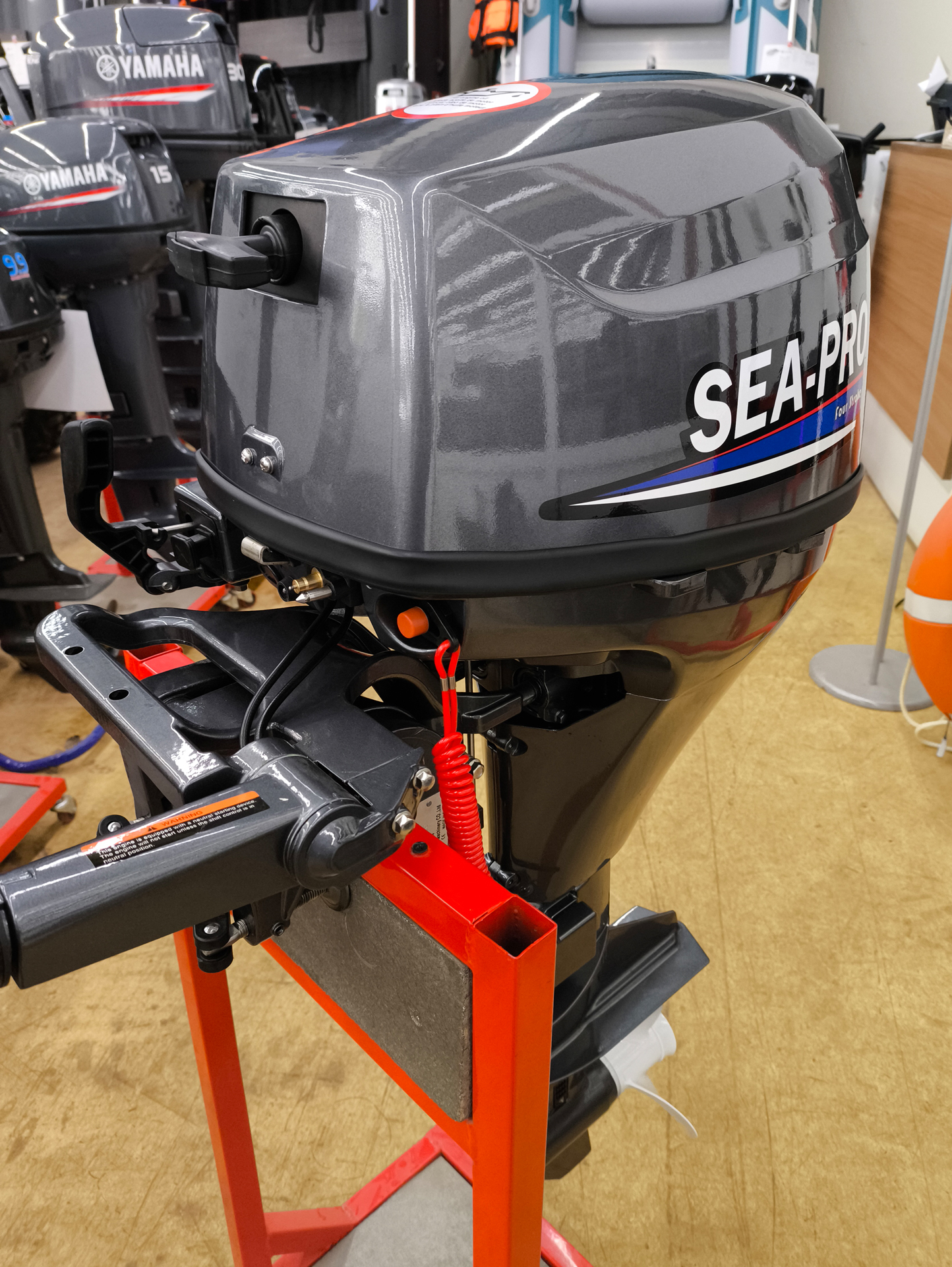 �������� 9.8 �.�. ��������� ������������ �������� ����� ���-��� F9.8S ��� ������������ ����������� � ����, ��� �������� ������������ � �������� �����.