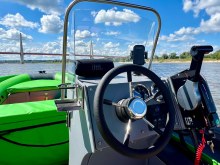 ���������� �������� ����� RIB Angler Tornado 430S Fi ����� � ���������� ��������� �� ������ � �����������, � ����� �������� ������� � ������ ��� ��������.