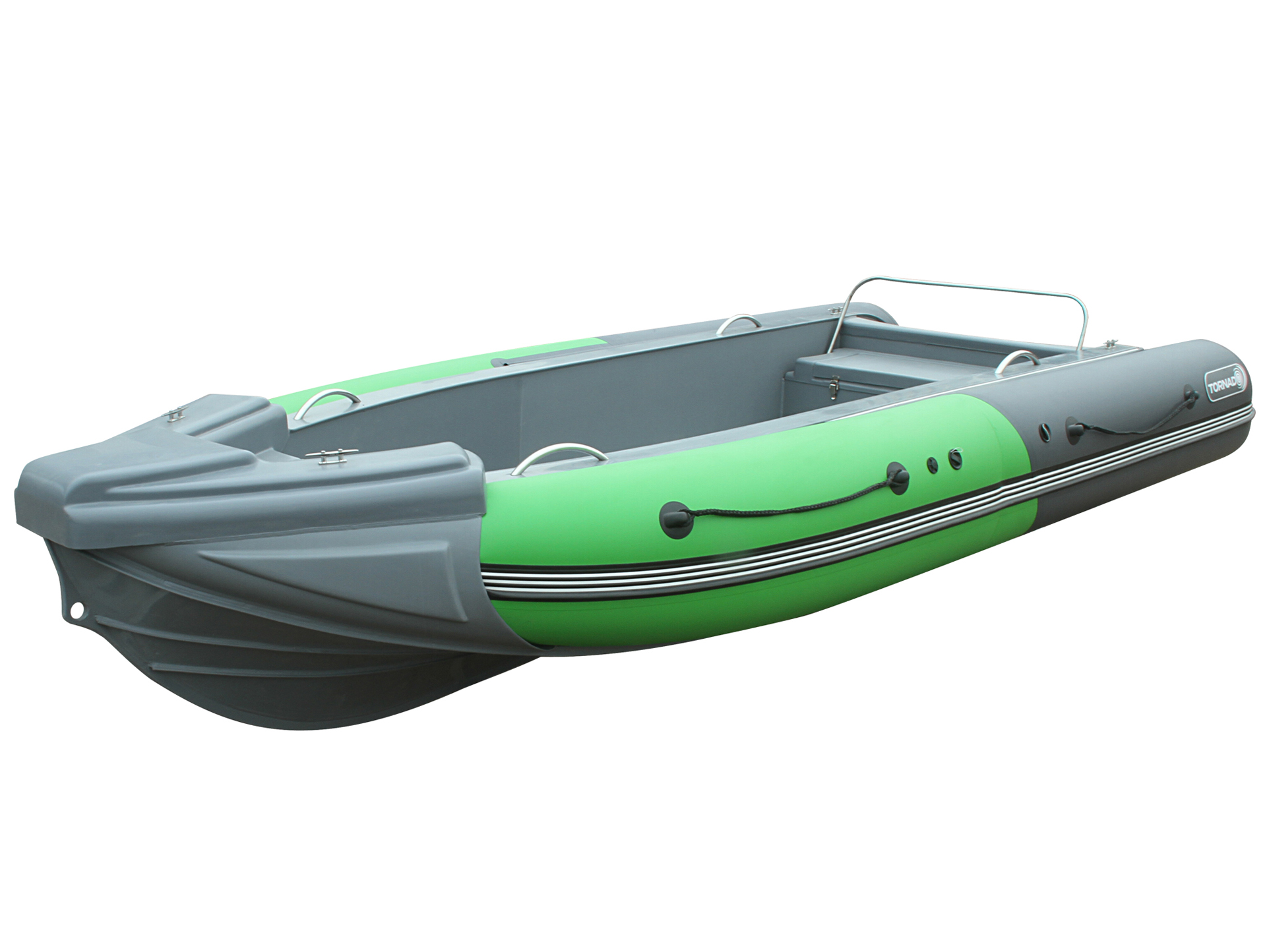 ����������� �������� ����� � RIB ���� � �������� �������� Angler Tornado 460 - ���, ���������� ����� ������ 460 �� ��� ����� �� 60 �.�. ������ ������ ����� RIB � ��� � �������� ��� � ��������� ��������.