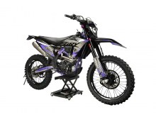 �������� Sanchez Fury NB300